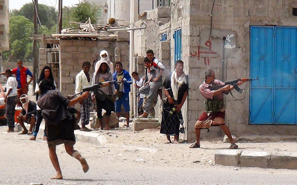 ​Yəməndə gün ərzində gedən şiddətli döyüşlər zamanı 40-dan çox insan ölüb