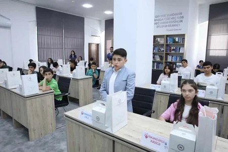 Azərbaycan Həmkarlar İttifaqları Konfederasiyası uşaqlar üçün master-klass təşkil edib