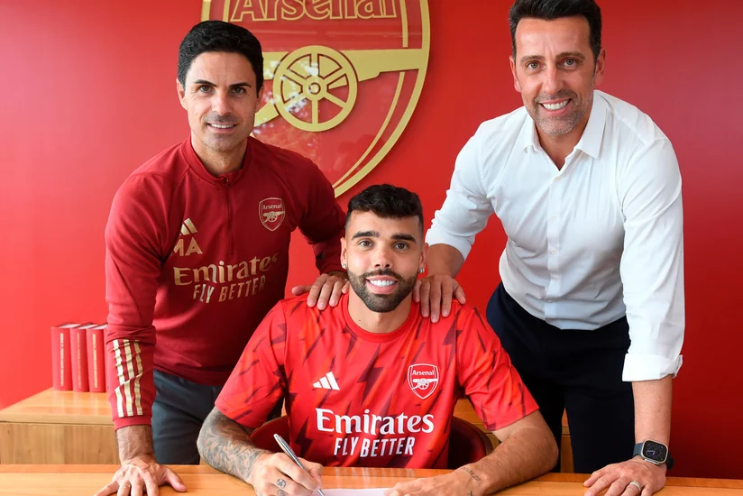 Arsenal icarə əsasında çıxış edən futbolçunu transfer edib