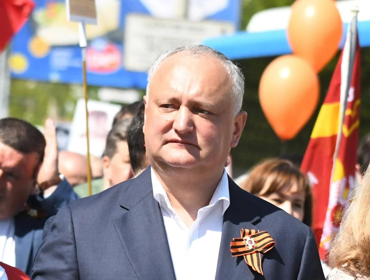 Суд продлил домашний арест Додону до 20 августа