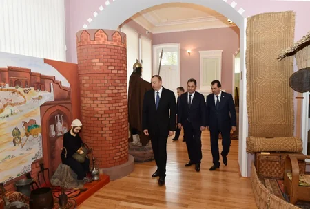 Azərbaycan prezidenti ​Lənkəranda bir sıra obyektlərdə yaradılan şəraitlə tanış olub - YENİLƏNİB