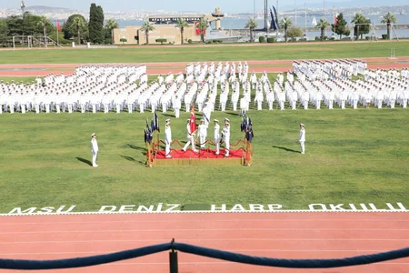 Azerbaijani Defense Minister attends graduation ceremony of Turkish Naval Academy and Air Force Academy
