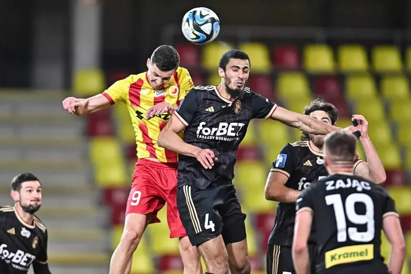 Polşa klubunun baş məşqçisi azərbaycanlı futbolçunu tərifləyib