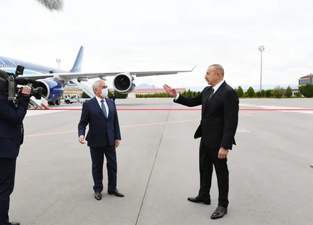 Ilham Aliyev attends presentation of new runway at Nakhchivan International Airport
