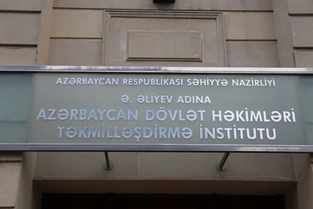 Koronavirusla əlaqədar həkimlərə onlayn təlimlər  keçirilir