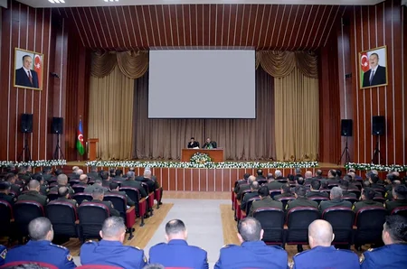 Müdafiə Nazirliyi 2019-cu tədris ilində fərqlənən hərbi qulluqçuları mükafatlandırıb - VİDEO