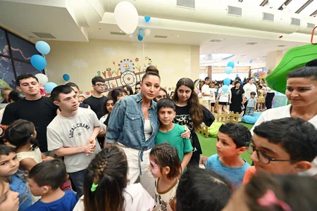 First Vice-President Mehriban Aliyeva attends celebration organized for children by Heydar Aliyev Foundation