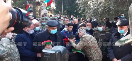 Şəhid polkovnik dəfn olunub