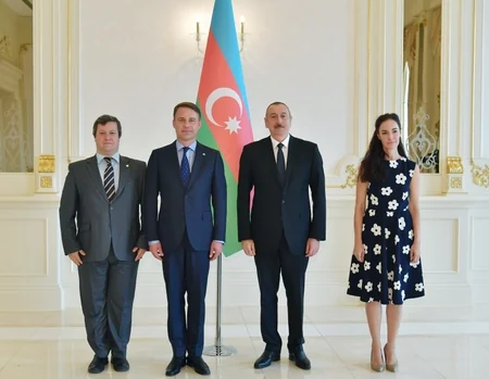 Президент Азербайджана принял верительные грамоты новоназначенных послов трех стран - ОБНОВЛЕНО