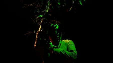 Gənc Tamaşaçılar Teatrı “İnanıram” monotamaşasını hazırlayır