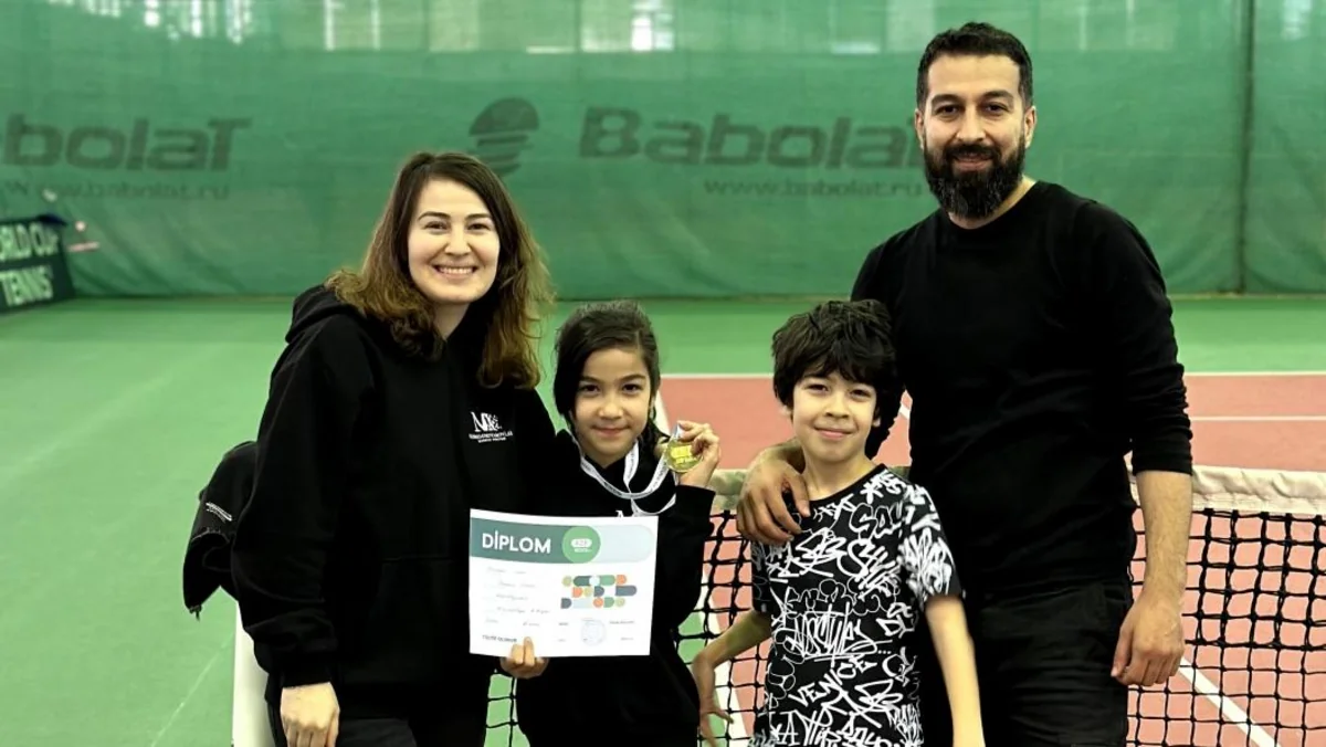 Tanınmış şahmatçının qızı tennis üzrə Azərbaycan çempionu olub