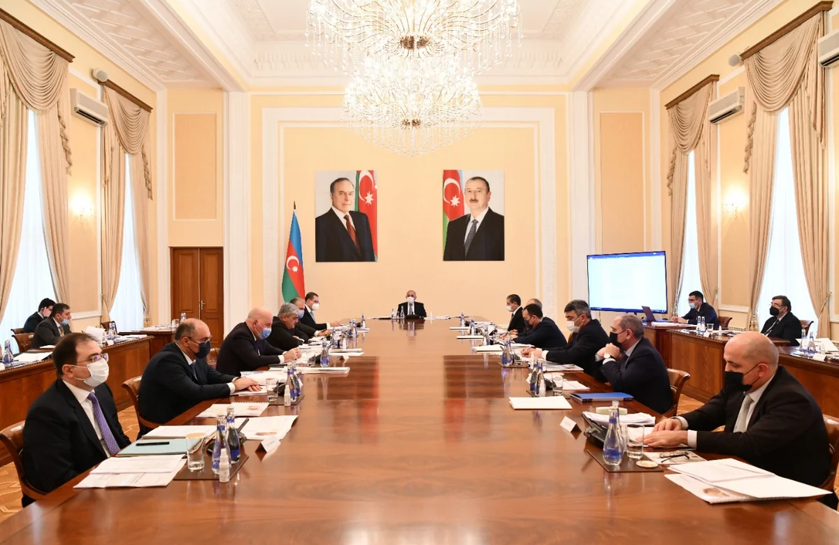 İqtisadi Şuranın növbəti iclası keçirilib