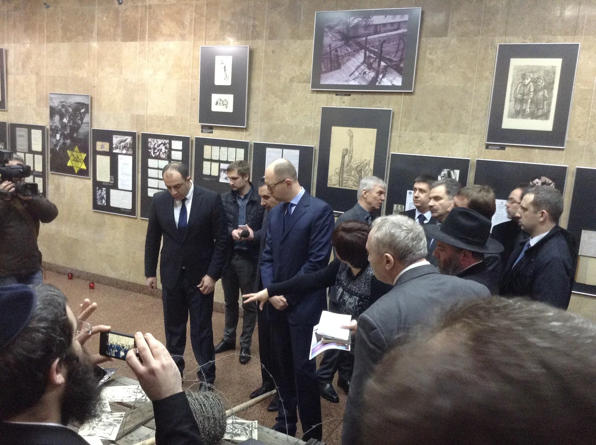 ​Яценюк: Еврейская и азербайджанская диаспоры - самые активные в Украине