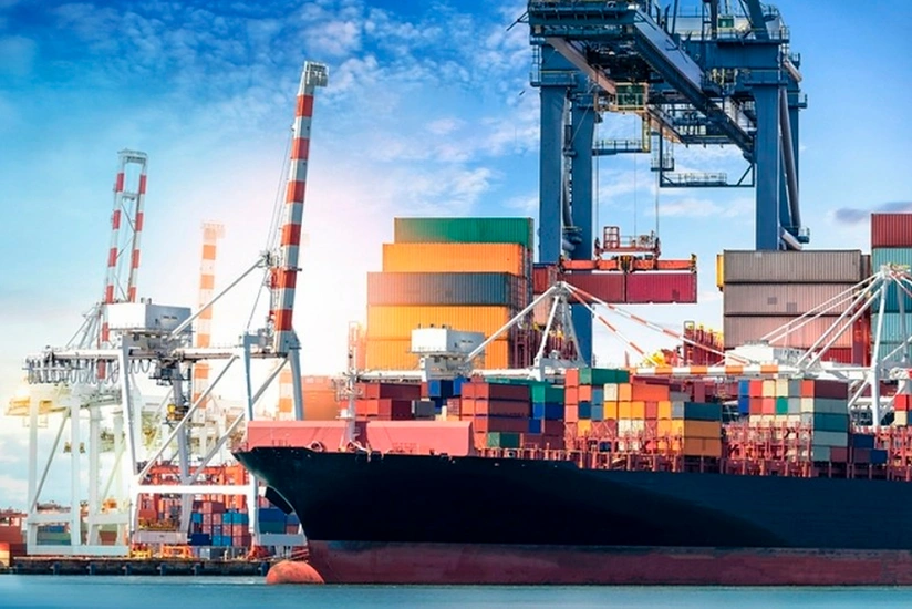 Azerbaijan sees decline in cargo transportation by sea