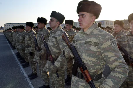 Azərbaycan Ordusunda andiçmə mərasimləri keçirilib