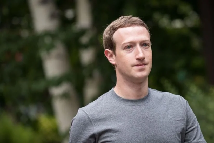Цукерберг: Facebook вступила в гонку вооружений с Россией