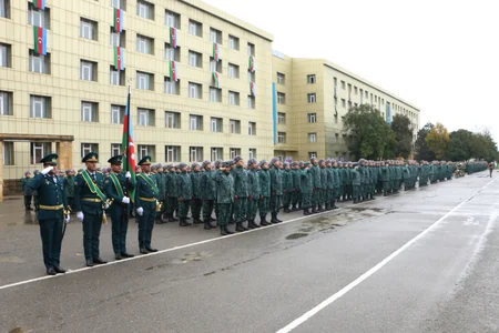 DSX-nin hərbi hissəsində gənc əsgərlərin andiçmə mərasimi keçirilib