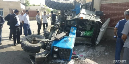 Kürdəmirdə traktor aşıb, sürücü xəsarət alıb - FOTO - VİDEO - YENİLƏNİB