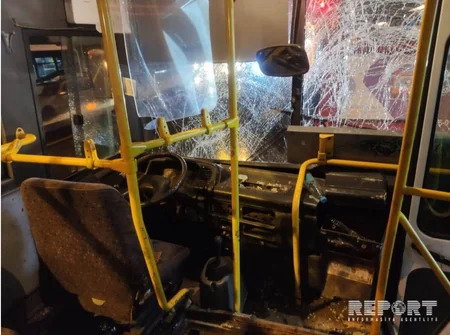 Bakıda iki avtobus toqquşub, yaralılar var - FOTO - VİDEO - YENİLƏNİB