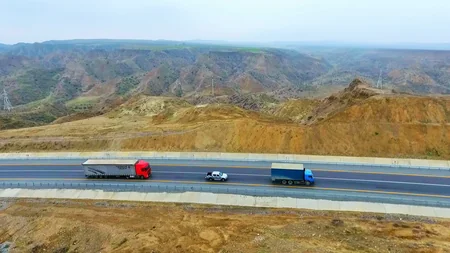 Respublika əhəmiyyətli 2 avtomobil yolunun tikintisi yekunlaşıb