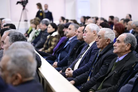 В Баку состоялось очередное судебное заседание по делу обвиняемых в военных преступлениях лиц армянского происхождения