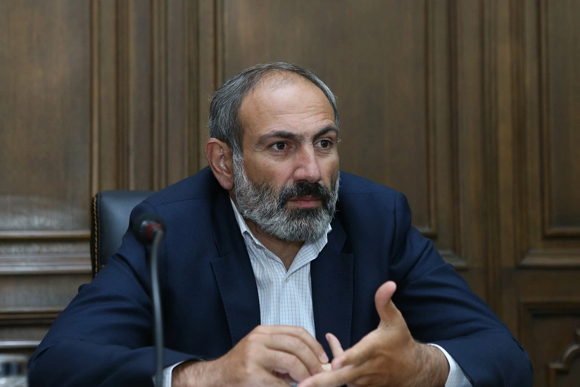 Пашинян подписал меморандум о досрочных выборах в декабре