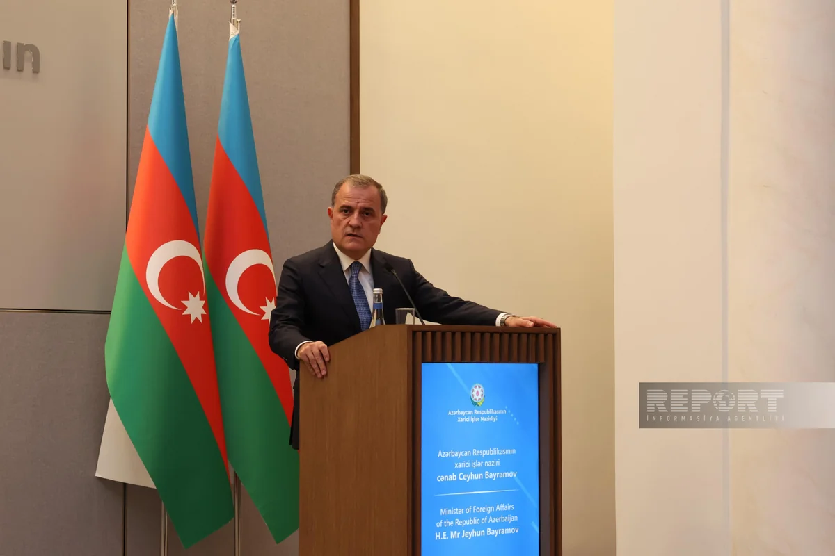 Azərbaycan Ermənistan və Fransaya çağırış edib