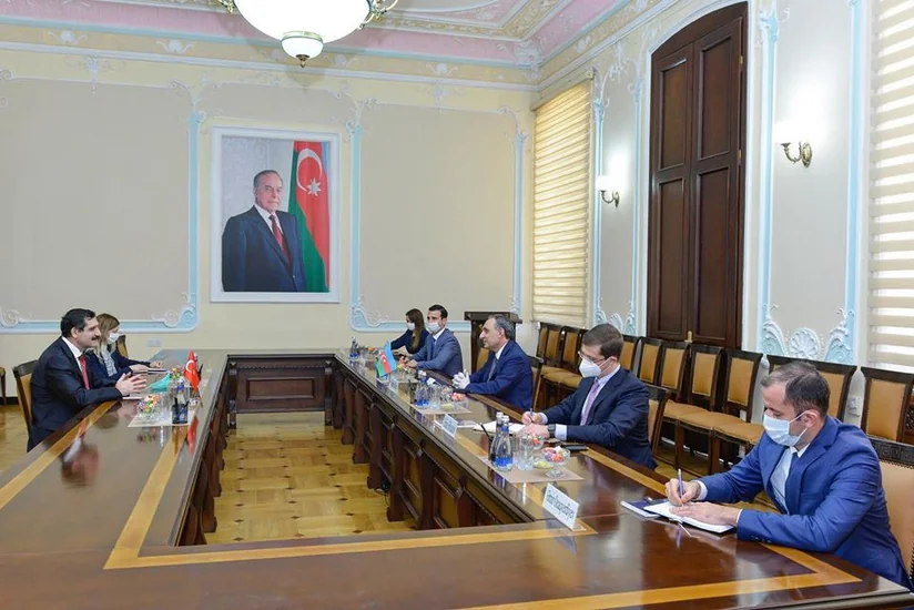 Kamran Əliyev Türkiyənin ölkəmizdəki səfiri ilə görüşdü
