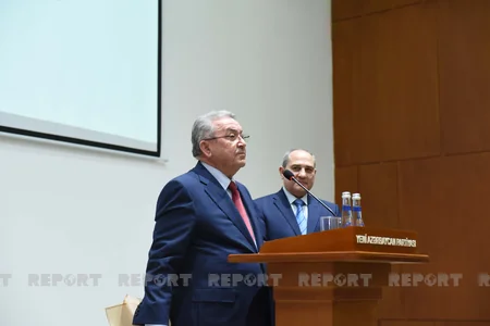 Arif Rəhimzadə və Misir Mərdanova mükafatlar təqdim olunub