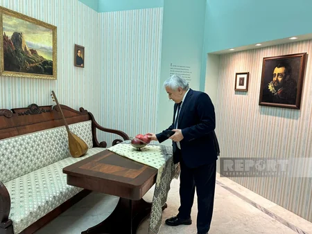 Moskvada “Lermontovun vaxtı. Azərbaycan mədəniyyətində böyük şair adlı sərgi açılıb