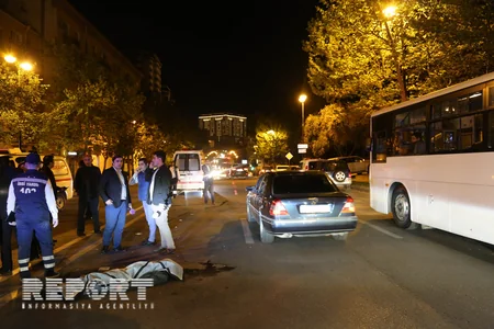 Bakıda moped piyadanı vuraraq öldürüb - FOTO - VİDEO - YENİLƏNİB
