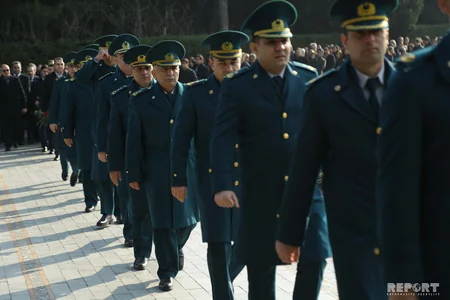 Azərbaycan xalqı Heydər Əliyevin xatirəsini anır - FOTOREPORTAJ - VİDEO