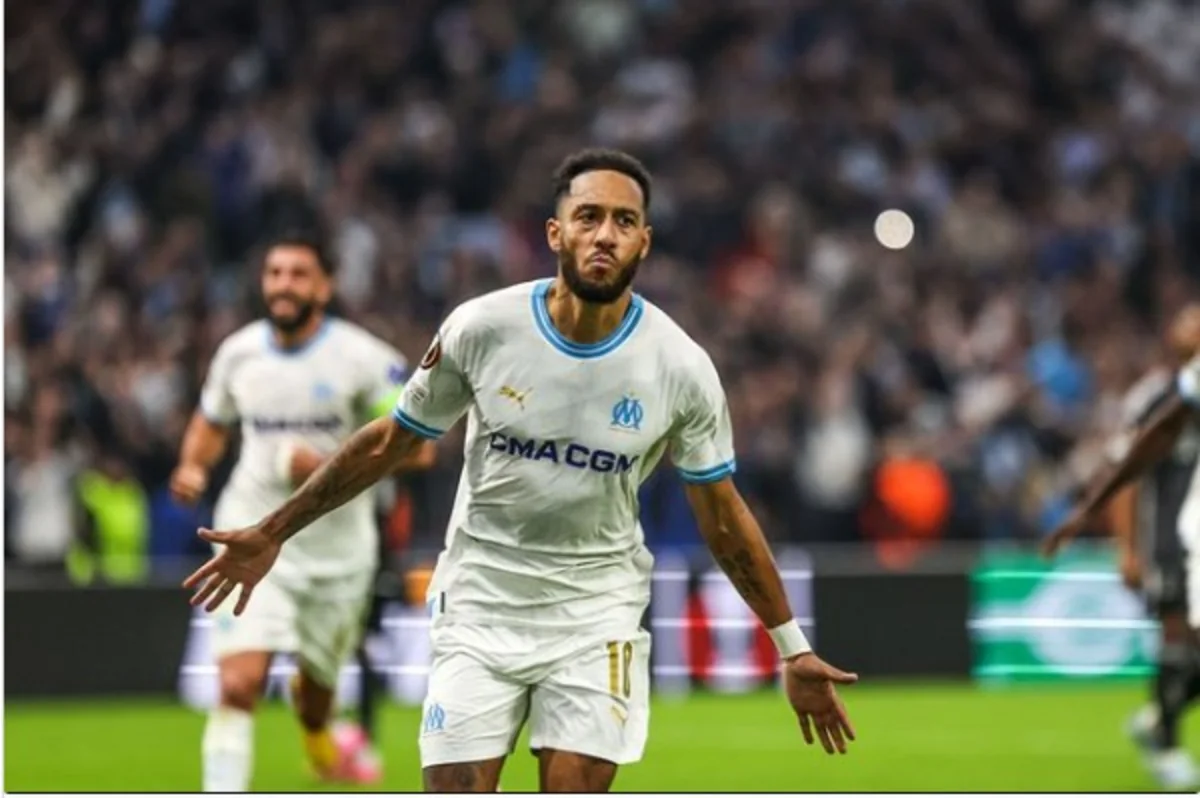 Marseille forward wins Marc-Vivien Foe award