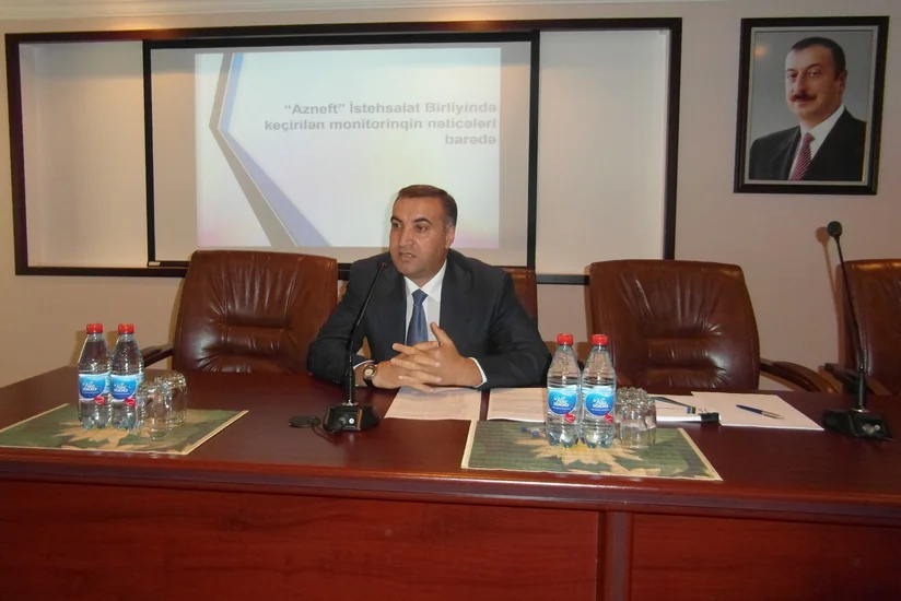 “Azneft” İB-də informasiya texnologiyalarının tətbiqi ilə bağlı iclas keçirilib