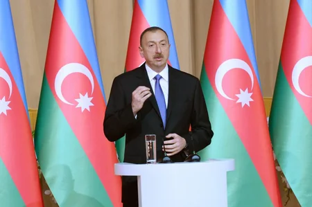 Azərbaycan Prezidenti Respublika Günü münasibətilə keçirilən rəsmi qəbulda iştirak edib