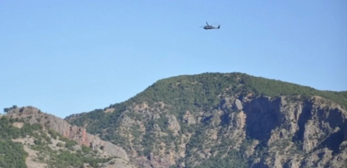 ​Ağrı dağının İğdır hissəsində terrorçu PKK-nın sığınacaqları məhv edilib