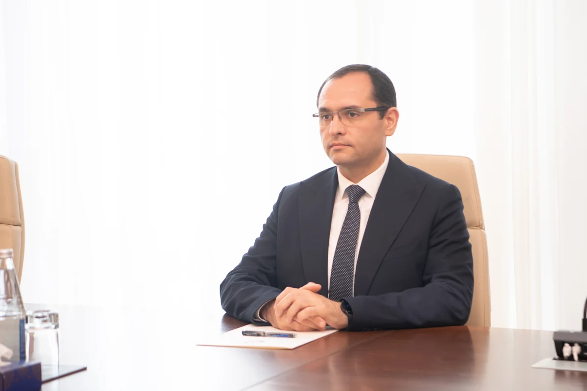 Məcnun Məmmədov “Yüksəliş” müsabiqəsinin qalibləri ilə görüşüb