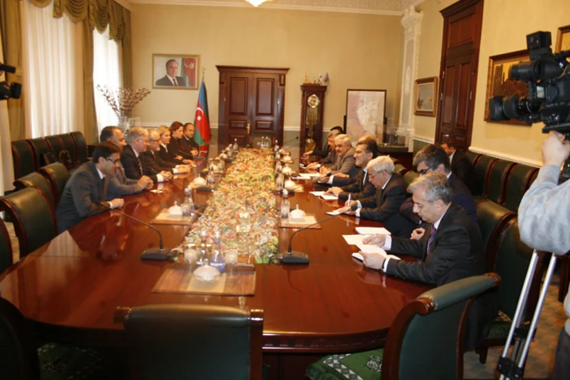 ​SOCAR-da Xəzər Strateji Ararşdırmalar İnstitutunun nümayəndələri ilə görüş olub