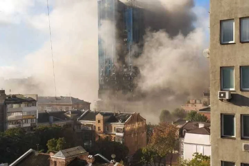 Во время ракетных ударов в Киеве повреждено здание консульства Германии