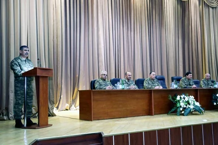В Вооруженных силах Азербайджана проходит мероприятие с участием всего руководящего состава