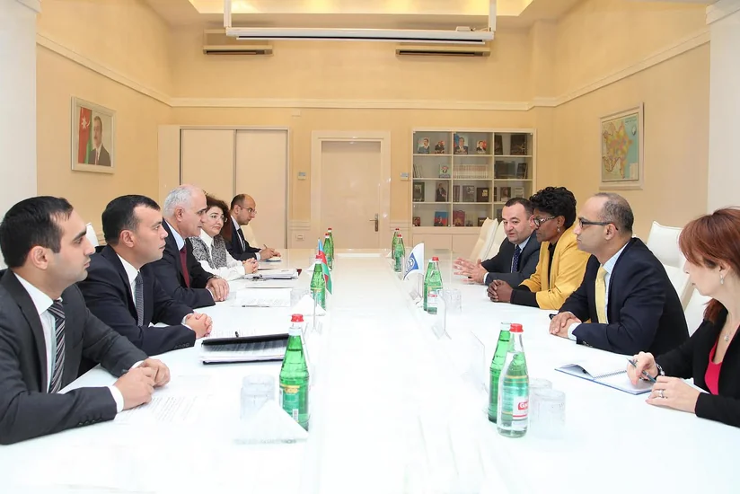 İqtisadiyyat Nazirliyində Dünya Bankı ilə müzakirələr aparılıb