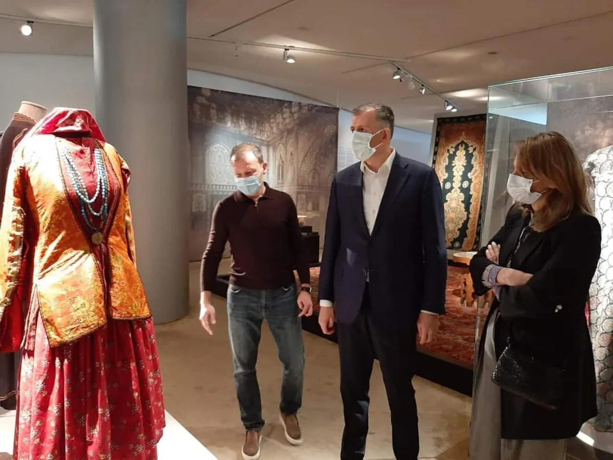 Gürcüstanın Azərbaycandakı səfiri “Tarixin şah əsərləri” ilə tanış olub