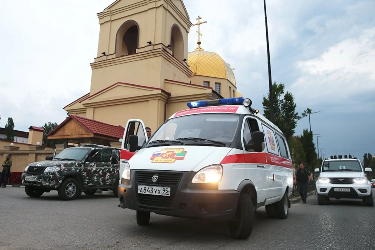 При нападении боевиков на церковь в Грозном погибли двое полицейских