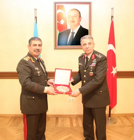 Azərbaycanla Türkiyə arasında hərbi əməkdaşlığın inkişaf perspektivləri müzakirə olunub