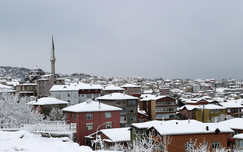 Türkiyəyə güclü qar yağıb