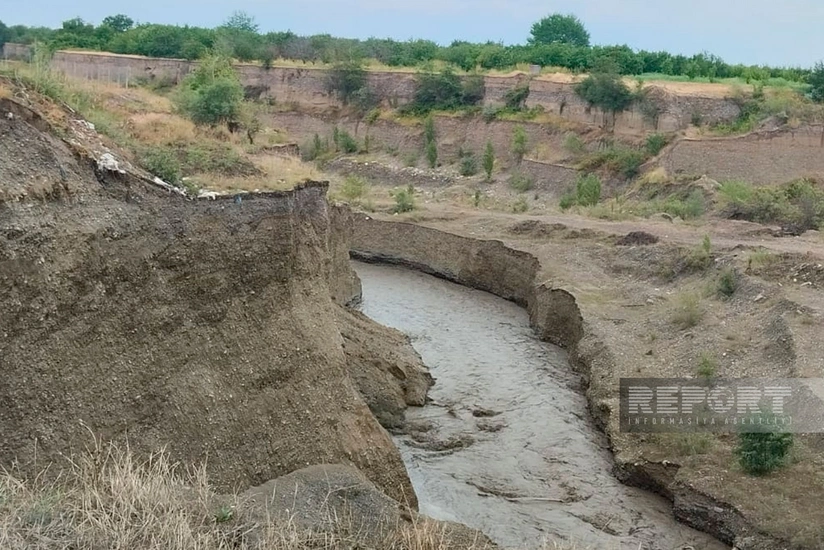 Сильный паводок размыл дорогу в село Кюпчалгышлаг