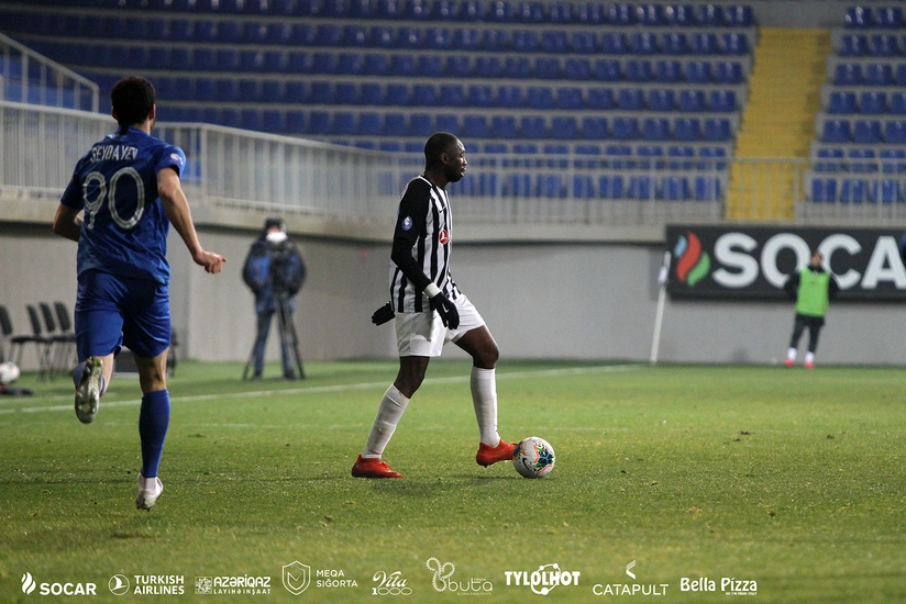 Neftçi daha bir futbolçusu ilə razılığa gəldi