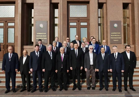 Prezident İlham Əliyev: “Biz əldə olunan nailiyyətlərlə kifayətlənə bilmərik” - YENİLƏNİB