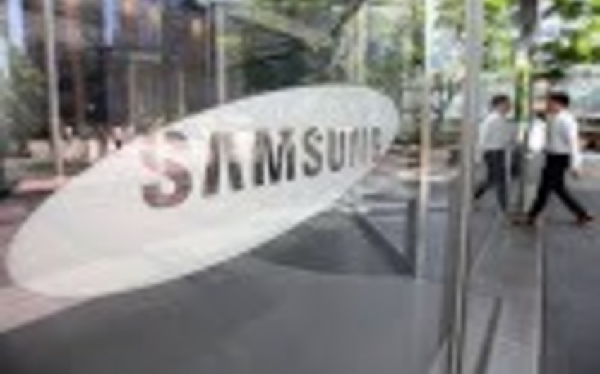 Bloomberg: Samsung может представить второй складывающийся смартфон в начале 2020 года