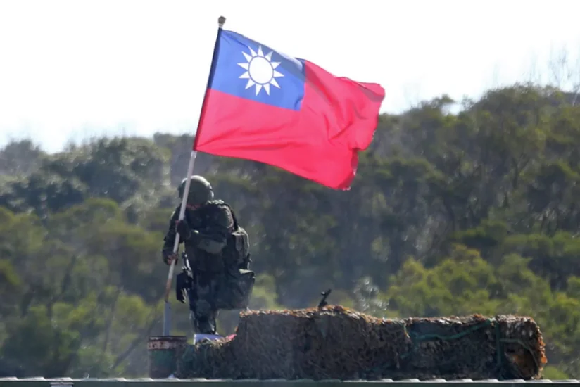 ВС Тайваня открыли огонь по дрону армии КНР